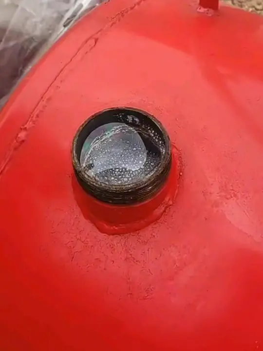 Vertical Foam Bladder Tank
